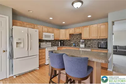 4072 Tournament Court, Upper Saucon Township, PA 18034 - Photo 32