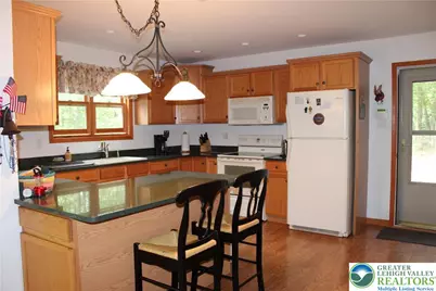 180 Mountainview Drive, Penn Forrest, PA 18229 - Photo 4