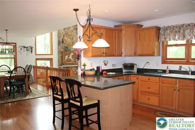 180 Mountainview Drive, Penn Forrest, PA 18229 - Photo 2