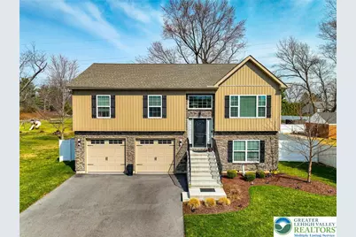 1031 Decatur Street, Bethlehem City, PA 18017 - Photo 1