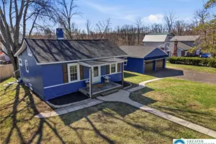 292 Walter Rd, New Britain Twp, PA 18914 - Photo 2