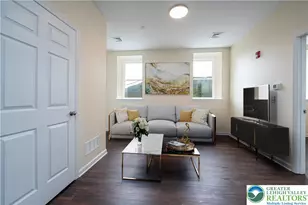 418 W Race St, Pottsville, PA 17901 - Photo 2