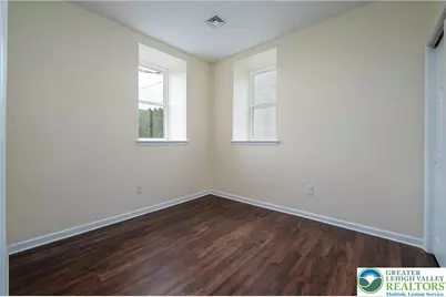 418 W Race Street #7, Pottsville, PA 17901 - Photo 6