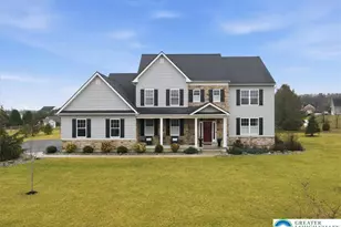 206 Broadview Ct, Bushkill Twp, PA 18064 - Photo 2