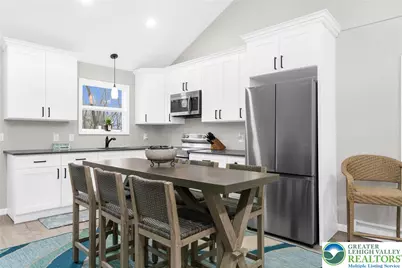 126 Evergreen Drive, Bushkill, PA 18324 - Photo 4