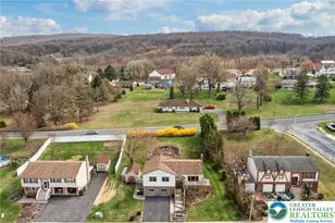 536 Celia Ave, Topton Boro, PA 19562 - Photo 2
