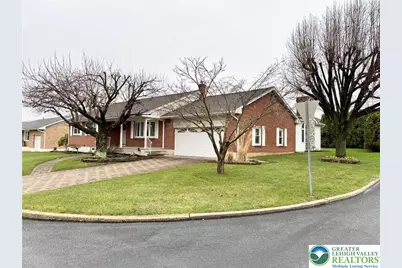 3858 Rosewood Lane, Whitehall Township, PA 18052 - Photo 2