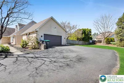 3909 Kipton Court, Bethlehem Township, PA 18020 - Photo 4