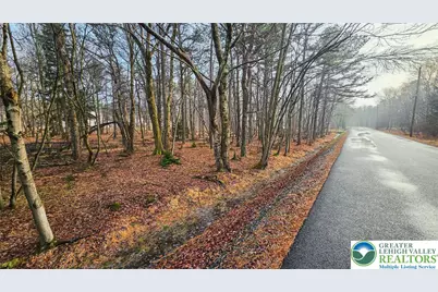 Crescent Way #206, Tunkhannock Twp, PA 18210 - Photo 2
