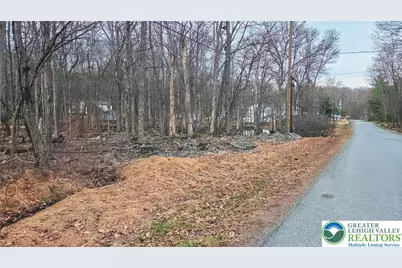 Indian Way, East Stroudsburg, PA 18302 - Photo 2