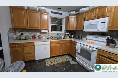 2013 Woodside Court, Salisbury Township, PA 18103 - Photo 12