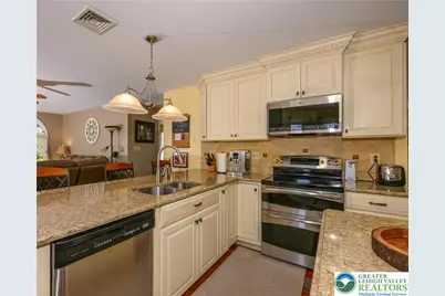 2581 Prince Drive, North Whitehall Township, PA 18037 - Photo 8