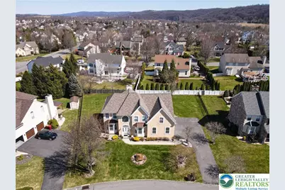 2277 Leigh Drive, Forks Twp, PA 18040 - Photo 2