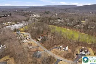 225 Swan Ct, Middle Smithfield, PA 18302 - Photo 32