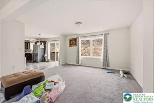 225 Swan Ct, Middle Smithfield, PA 18302 - Photo 10