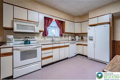 115 Macungie Avenue, Emmaus Boro, PA 18049 - Photo 10