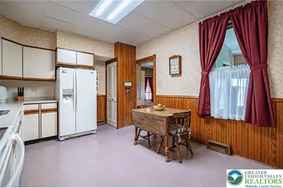 115 Macungie Avenue, Emmaus Boro, PA 18049 - Photo 14