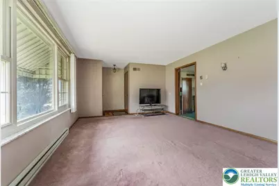 4722 Steuben Road, Lower Nazareth Twp, PA 18064 - Photo 6