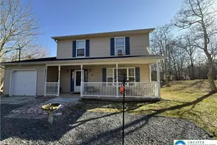 48 Black Foot Trail, Penn Forrest, PA 18210 - Photo 2