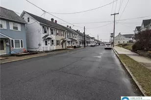1104 3rd St, North Catasauqua Bor, PA 18032 - Photo 16