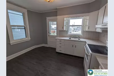 1104 3rd Street, North Catasauqua Bor, PA 18032 - Photo 6