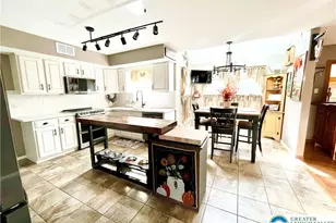 6424 Larch Ln, Macungie Boro, PA 18062 - Photo 10