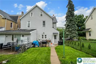 1037 Seneca St, Fountain Hill Boro, PA 18015 - Photo 4