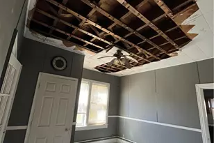 1037 Seneca St, Fountain Hill Boro, PA 18015 - Photo 36