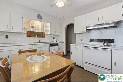 230 W Howard Avenue, Coaldale, PA 18218 - Photo 32