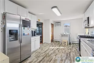 407 Jones St, Portland Boro, PA 18343 - Photo 12