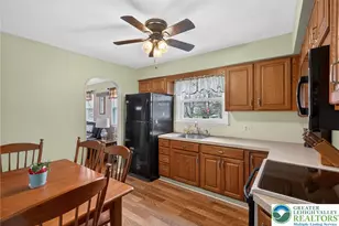 1984 Troxell St, Hanover Twp, PA 18109 - Photo 8