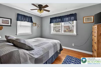 1984 Troxell Street, Hanover Twp, PA 18109 - Photo 12