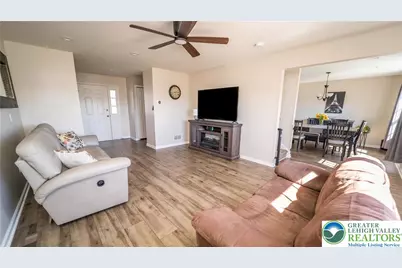 1117 Wynnewood Drive, Allen Township, PA 18067 - Photo 4