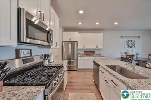 4905 Brookside Ct, Upper Saucon Township, PA 18036 - Photo 4