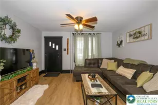 112 E Amidon St, Summit Hill Boro, PA 18250 - Photo 2