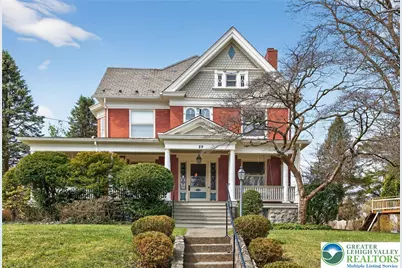 29 N New Street, Nazareth Boro, PA 18064 - Photo 2