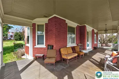 29 N New Street, Nazareth Boro, PA 18064 - Photo 4
