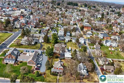 29 N New Street, Nazareth Boro, PA 18064 - Photo 10