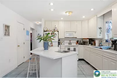 2531 Apple Street, Lower Saucon Township, PA 18055 - Photo 14