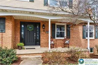 126 Hillcrest Drive S, Macungie Boro, PA 18062 - Photo 2