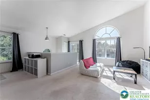 1923 Delancey St, Hellertown Boro, PA 18055 - Photo 4