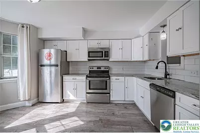 1405 Presidential Drive, Whitehall Township, PA 18052 - Photo 6