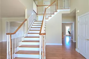 4123 Wyndemere Circle E, Lowhill Township, PA 18078 - Photo 8