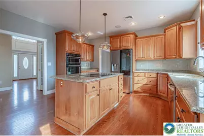 4123 Wyndemere Circle E, Lowhill Township, PA 18078 - Photo 14