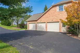 4123 Wyndemere Circle E, Lowhill Township, PA 18078 - Photo 56