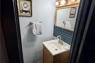 417 Carolina Ave, Whitehall Township, PA 18052 - Photo 14