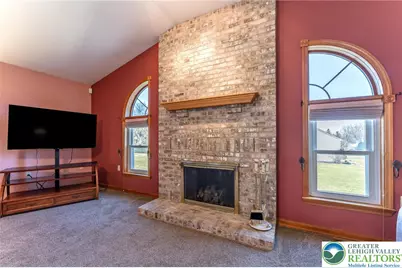 4809 Spruce Street, North Whitehall Township, PA 18078 - Photo 8