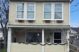 7 E Phillips St, Coaldale Boro, PA 18218 - Photo 1