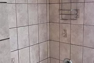 7 E Phillips St, Coaldale Boro, PA 18218 - Photo 10