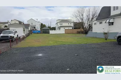 17 E Charles Street, Wilkes Barre, PA 18705 - Photo 2